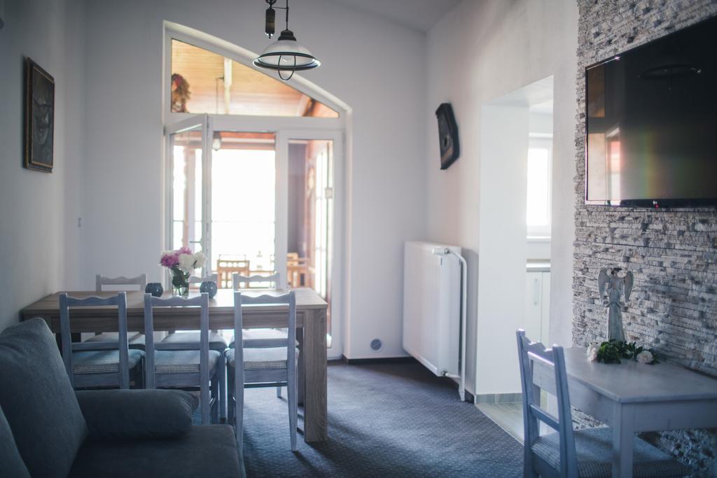Apartmany U Papousku 因德日赫城堡 外观 照片
